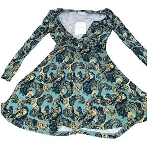 Birch & Stone Medium very cute V dress paisley print greens golden colors NWT